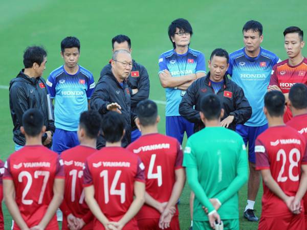 Bóng đá VN sáng 1/7: ĐT Việt Nam kết thúc đợt cách ly tập trung