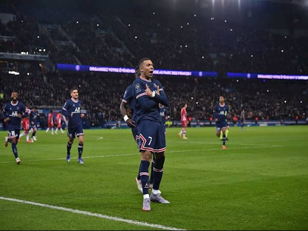 Tin bóng đá ngày 13/12: Mbappe lập kỉ lục mới tại Ligue 1
