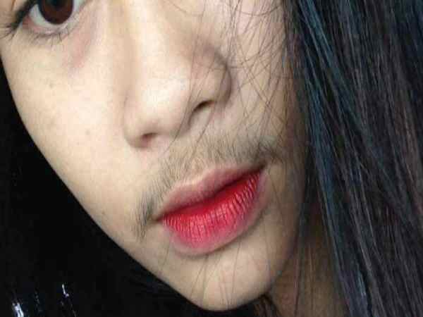 xem tướng phụ nữ có ria mép