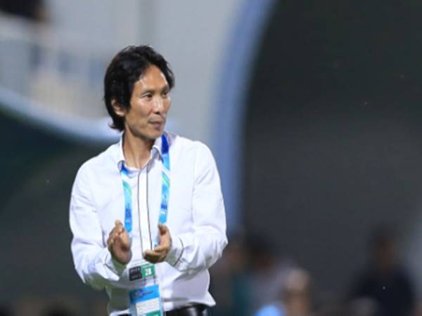 Bóng đá Việt Nam 4/4: HLV Gong Oh Kyun có thể trở lại V-League