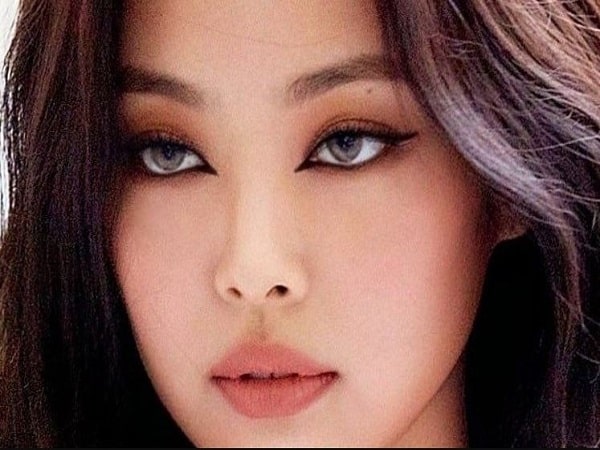 Vận mệnh nữ sở hữu tướng mắt đại bàng