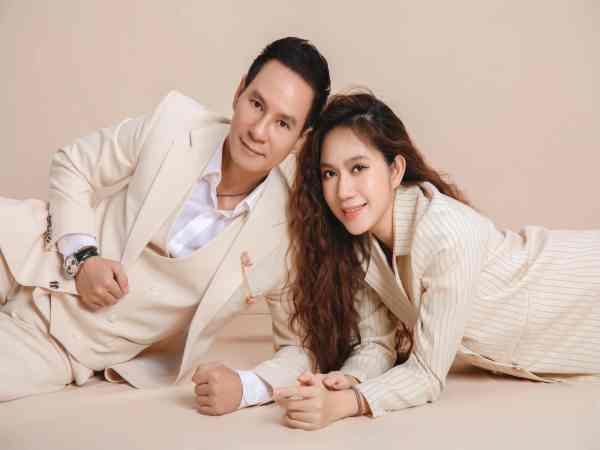 Thông tin cơ bản về chồng 2000 và vợ 2002