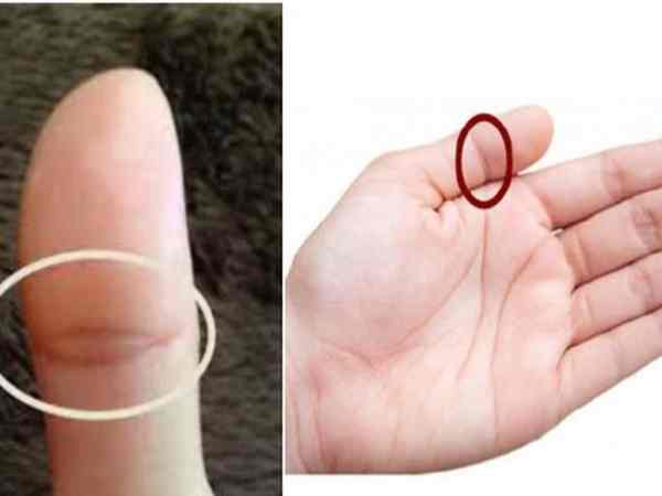 Vân mắt phượng bên tay phải