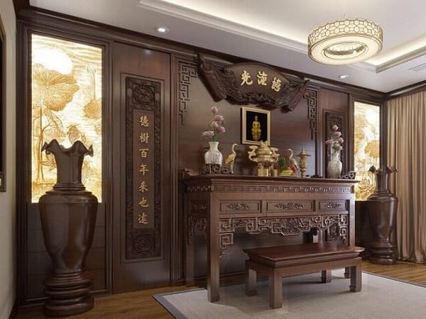 Khi nào không nên đặt hướng bàn thờ theo hướng nhà?