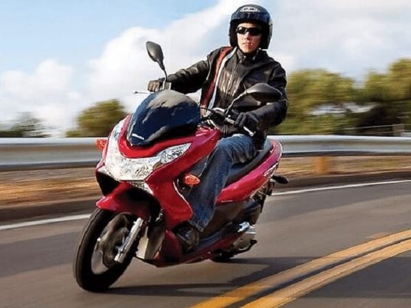 Giải mã các trường hợp phổ biến khi mơ thấy chạy xe máy